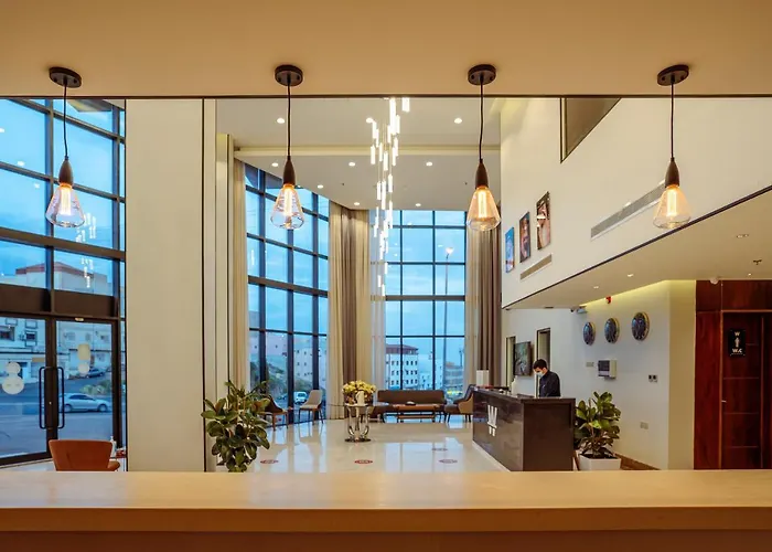 W Suites Hotel